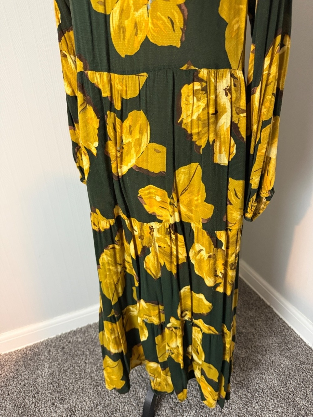 A new day Floral Long Sleeve Maxi Dress in Olive & Mustard XS - Picture 4 of 8